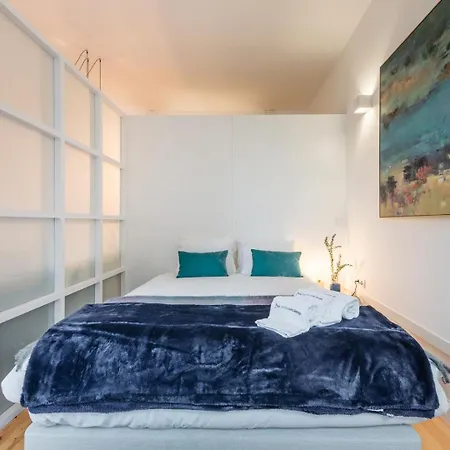 Apartament Guestready - Rustic Urban Retreat